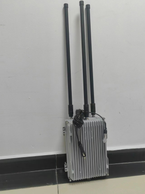 Двухканальный автомобильный подавитель FPV БПЛА